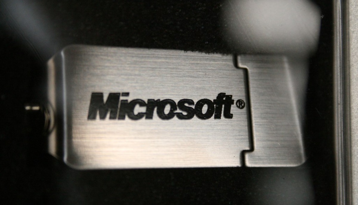1,2 juta akun Microsoft diretas, kesalahan "sama" 1