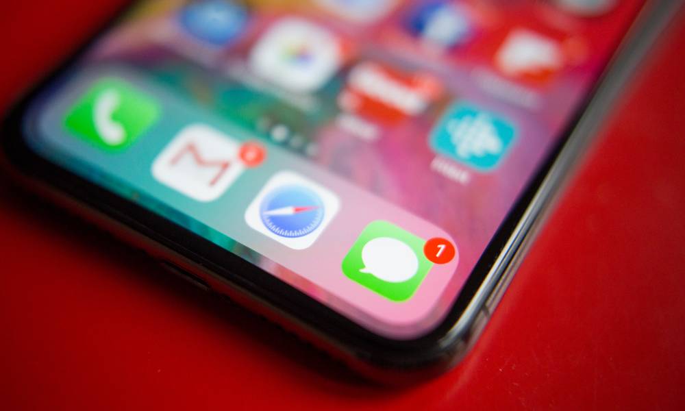 Apple Mungkin memungkinkan Anda untuk mengirim pesan teks ke iPhone lainnya tanpa Wi-Fi atau Layanan Sel 1