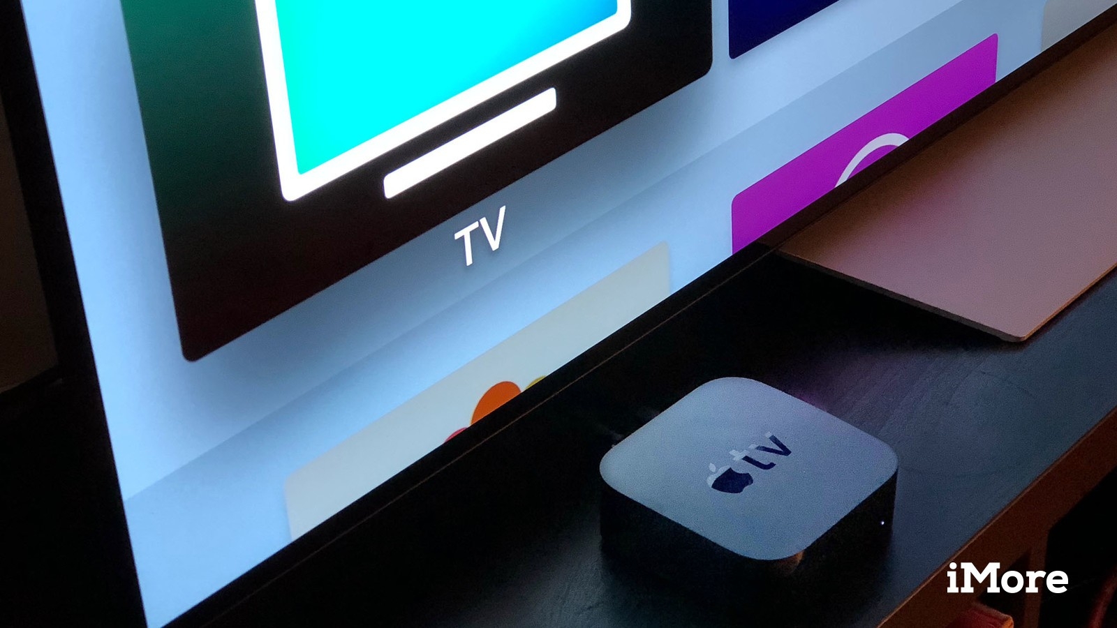 Untuk bersaing dengan Netflix, Apple TV + akan dikenakan biaya $ 5 per bulan 1