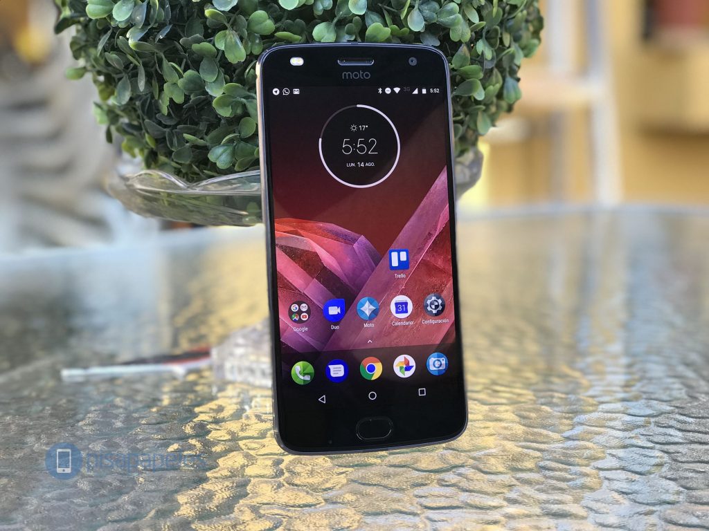 Ulas Motorola Moto Z2 Play 1