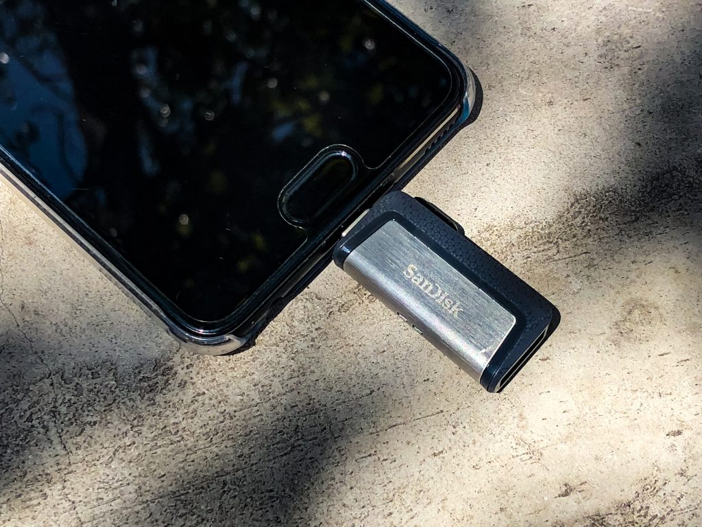 Tinjau Sandisk Ultra Dual Drive USB Type-C 1
