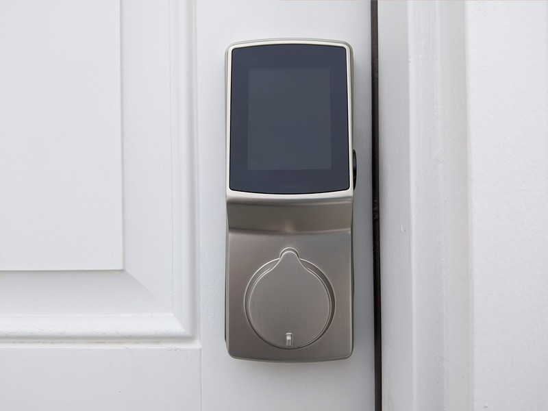 Ulasan Lockly Secure Pro Deadbolt: Fitur keamanan inovatif untuk menjaga keamanan rumah Anda 1