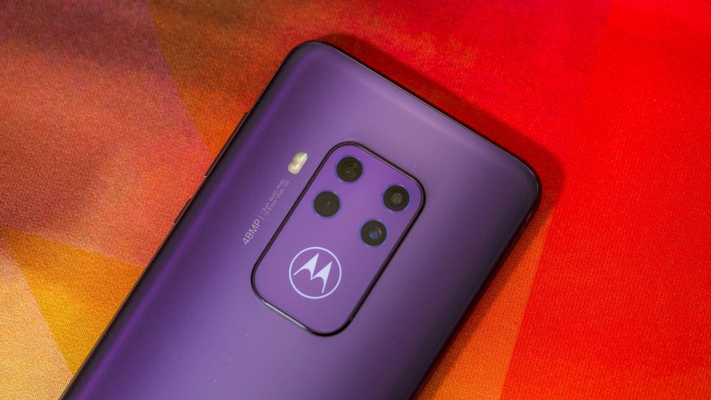 Kesan Pertama Motorola One Zoom: Cukup? 1