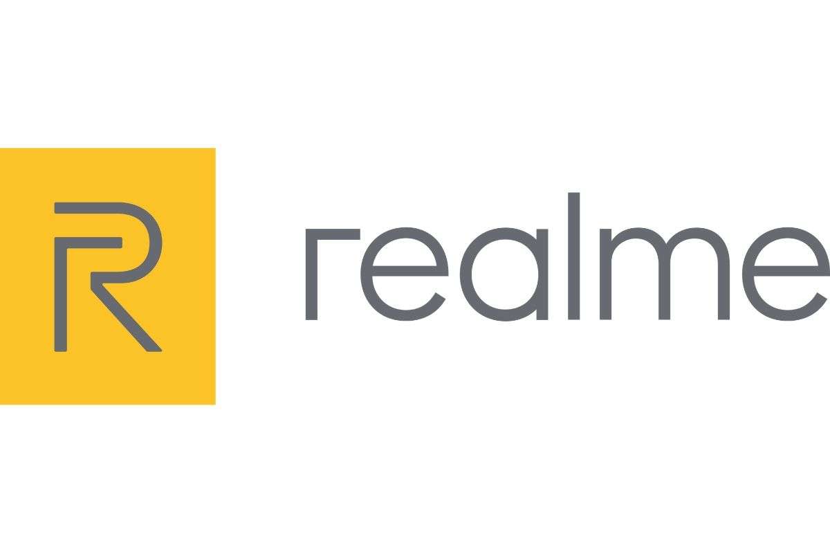 Realme melanjutkan penjualan ponsel dan aksesori online di area hijau dan oranye 1