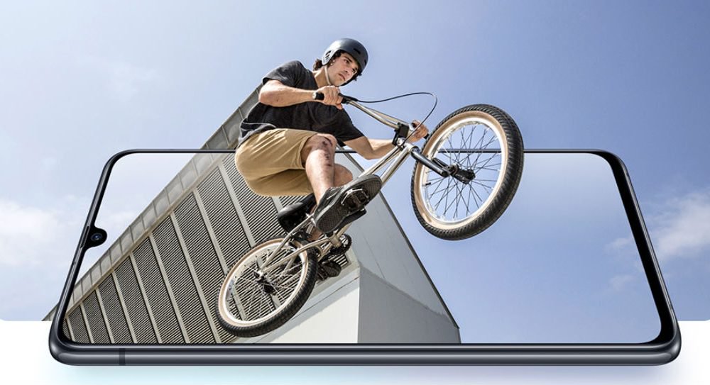 Samsung memulai debutnya yang baru Galaxy Ponsel cerdas A90 5G