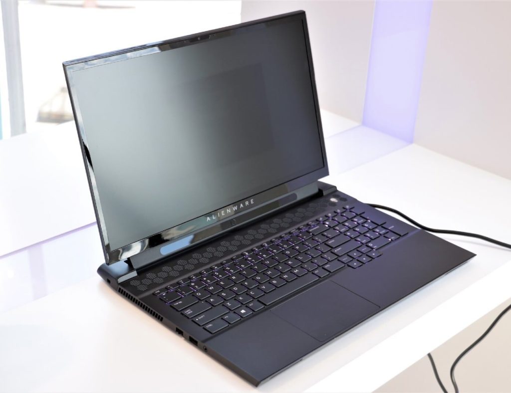 8 laptop gaming yang layak membawa Anda ke level selanjutnya - Dell Alienware M17 01 "aria-dijelaskan oleh =" gallery-13-357278