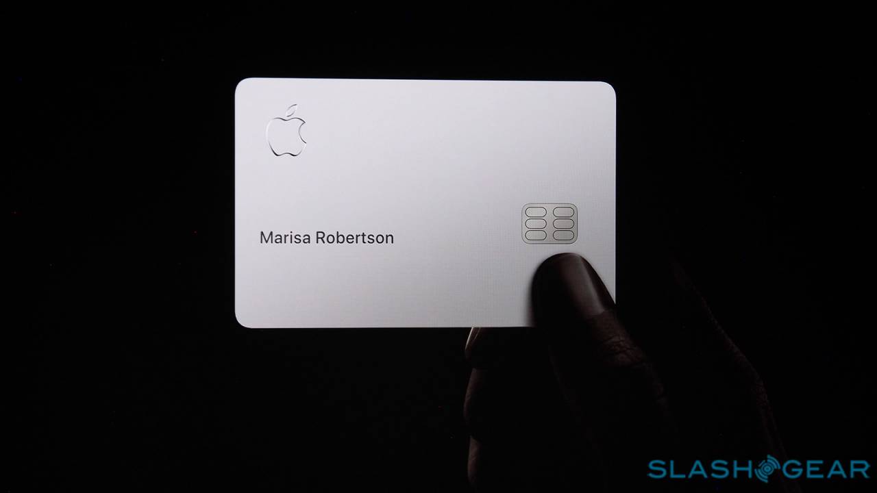 Apple Card rolls out in August