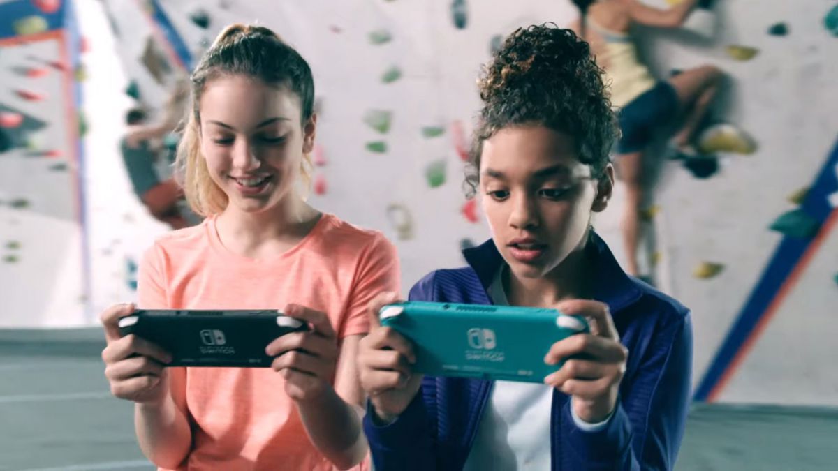 Nintendo Switch Lite tersedia untuk pre-order mulai hari ini