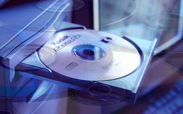 Uji pengoperasian drive CD / DVD