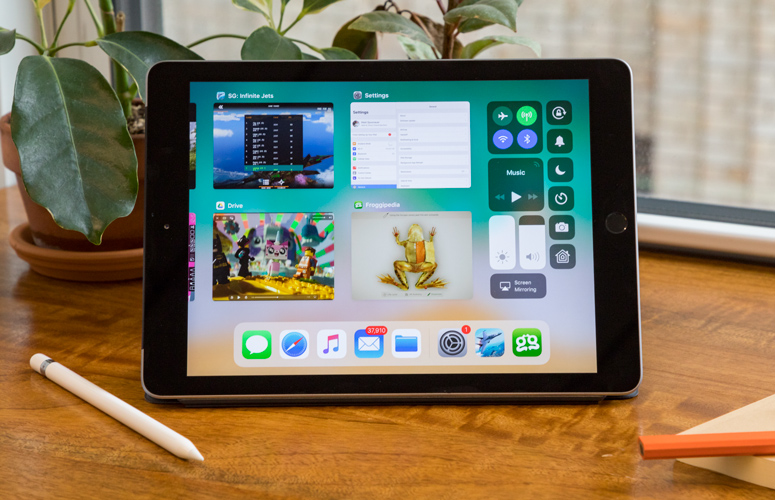 Det finns fler bevis för att den 10,2-tums inmatnings-iPad kommer 1