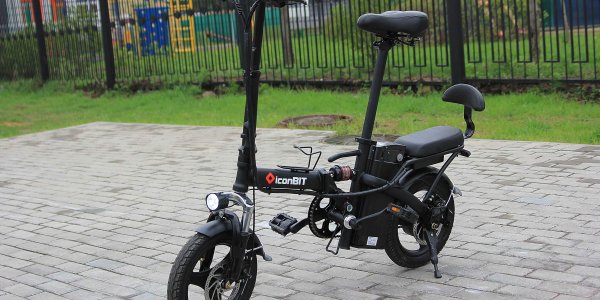 Sepeda listrik kota Iconbit E-Bike K202