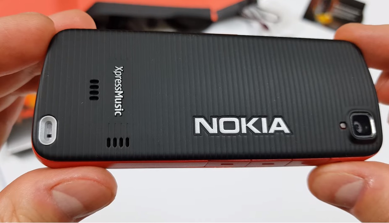 Video: Membuka Kotak Nokia 5220 XpressMusic 3