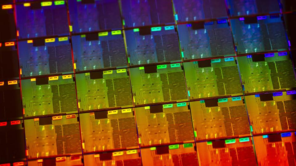 Intel merinci chip laptop kesepuluh gen pertama yang datang tahun ini 2