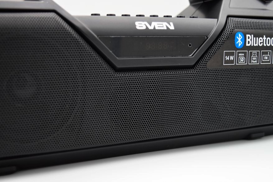 Sven PS-410: speaker Bluetooth brutal dengan radio FM bawaan 13