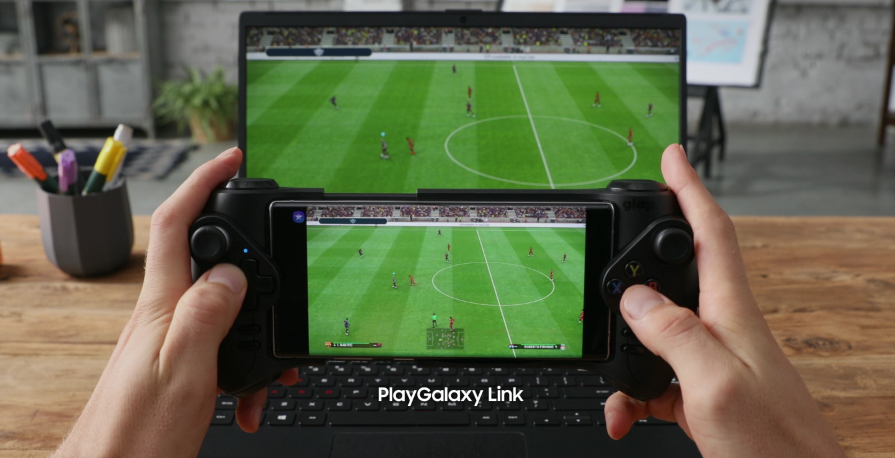 Samsung Galaxy Note 10 memiliki sesuatu untuk pemain. Berkat PlayGalaxy Link Anda dapat memainkan game PC di smartphone Anda 1