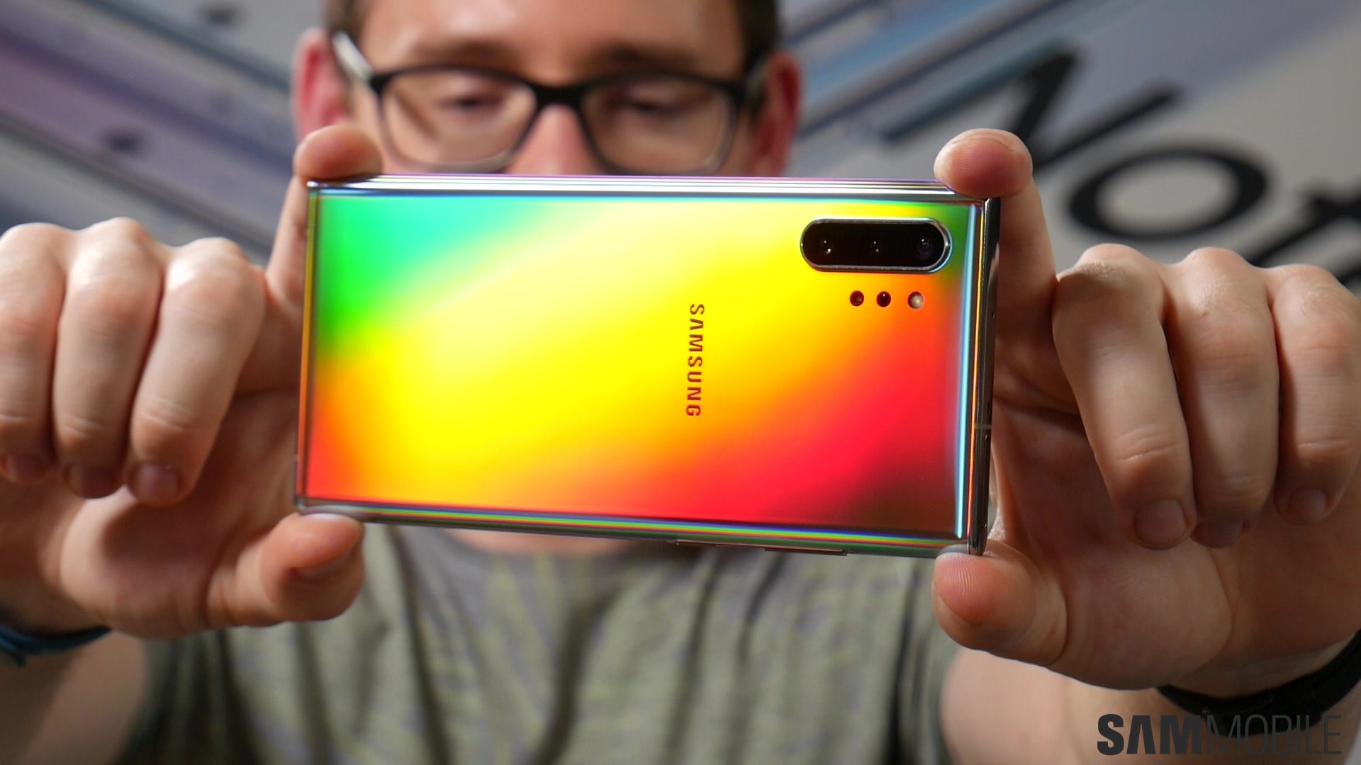 [Video] Galaxy Note 10 /Note 10 Plus hands-on: 1-2 pukulan Samsung 1