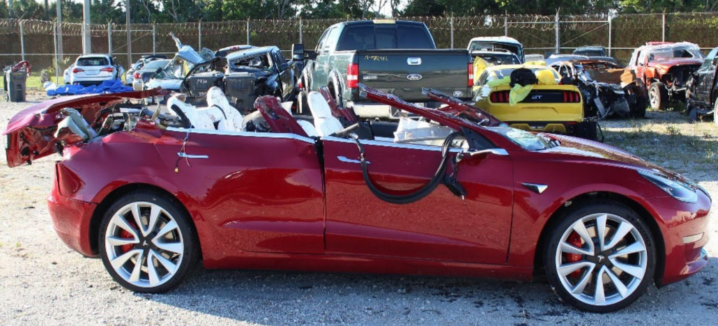Mobil Tesla mengalami kecelakaan fatal baru dengan autopilot menyala