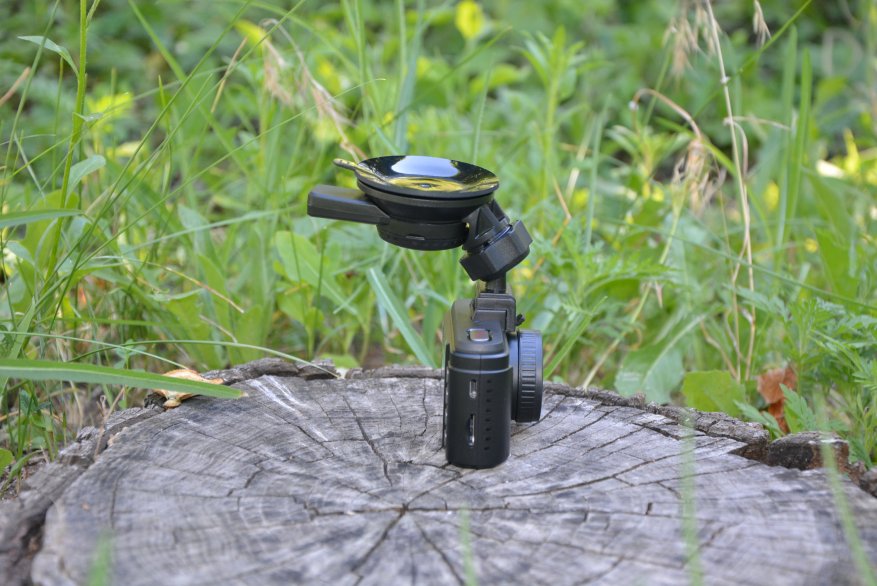 Tiny Vantrue N1 Pro dashcam dengan fungsionalitas yang sangat baik 27
