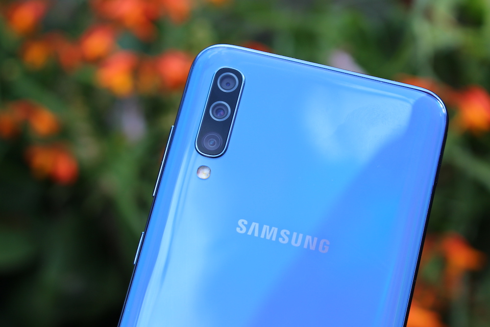 Samsung A70 Review - Pembunuh Pixel 3a Mid-Range 2019