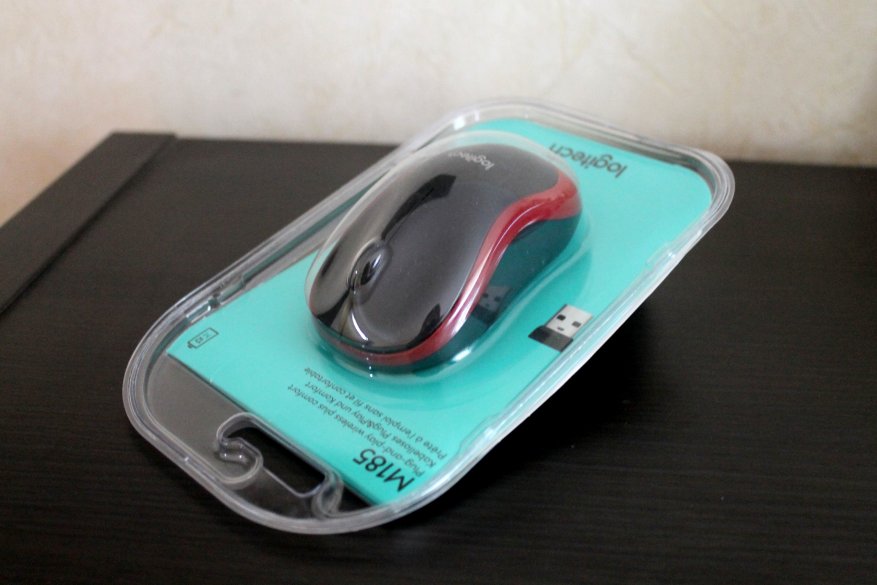 🥇 Logitech Wireless Mouse M185: tikus yang sempurna untuk bekerja