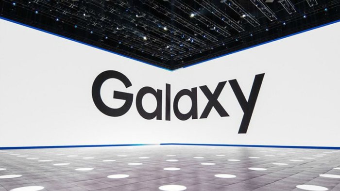 Detta kommer att vara pris- och intervallvarianten för Samsung Galaxy S10 2 