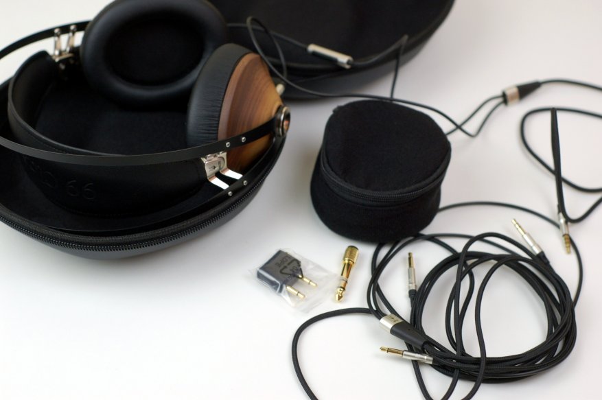 Meze 99 Classics Walnut: headphone ukuran penuh yang chic 12