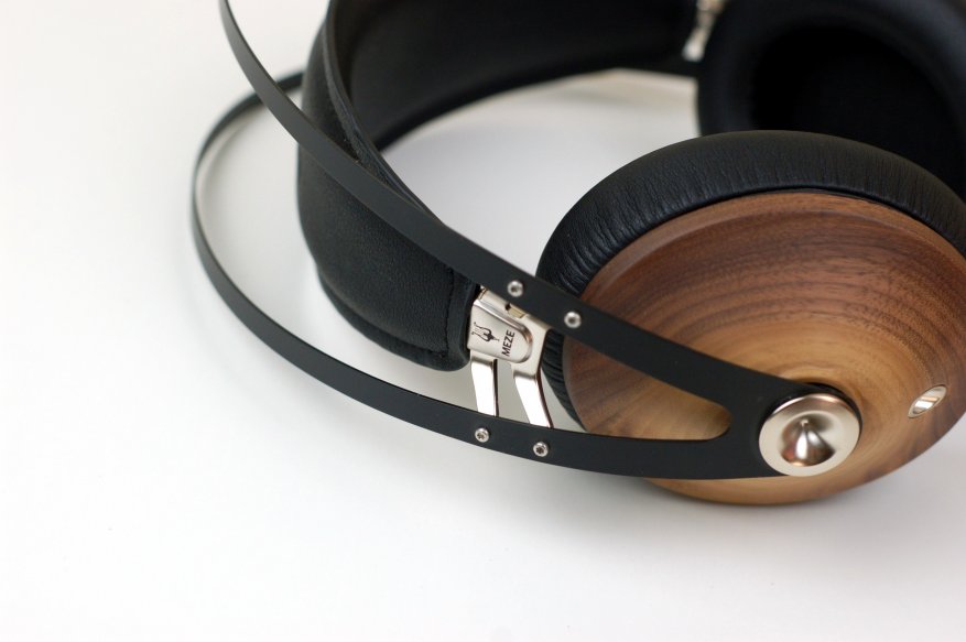 Meze 99 Classics Walnut: headphone ukuran penuh yang chic 18