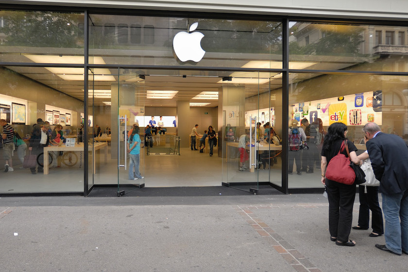 itu Apple Toko Zurich mengubah lokasi dan akan dibuka kembali pada 31 Agustus
