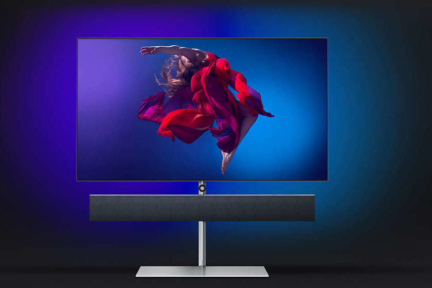 Philips menghadirkan TV pintar OLED984, andalan barunya dengan 65 inci dan bar suara Bowers & Wilkins
