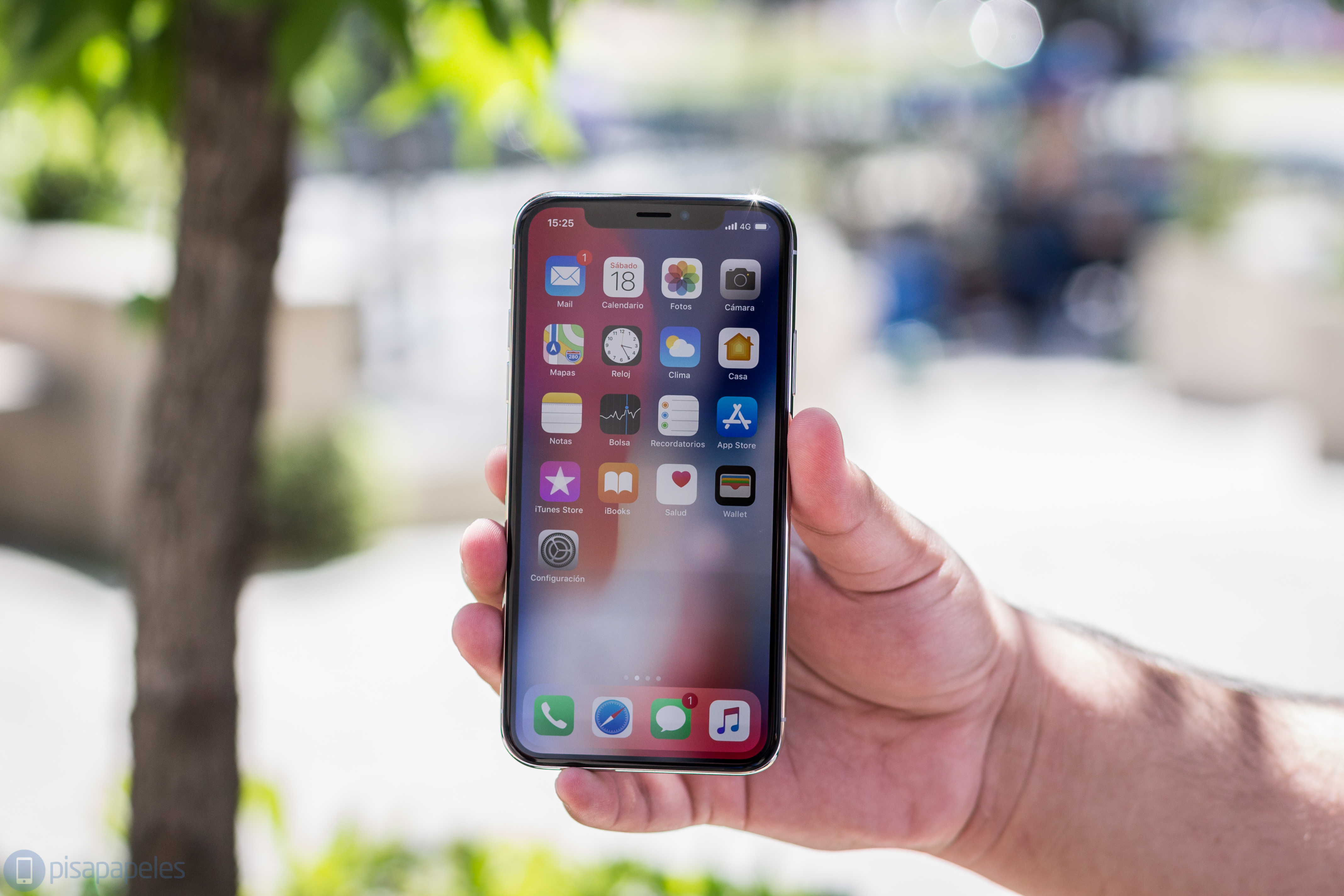 Apple iPhone X Review 4 