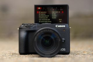 Canon EOS M6 II kommer med en ny sensor på 32,5MP, 4K-video och 30 fps 1-kapacitet