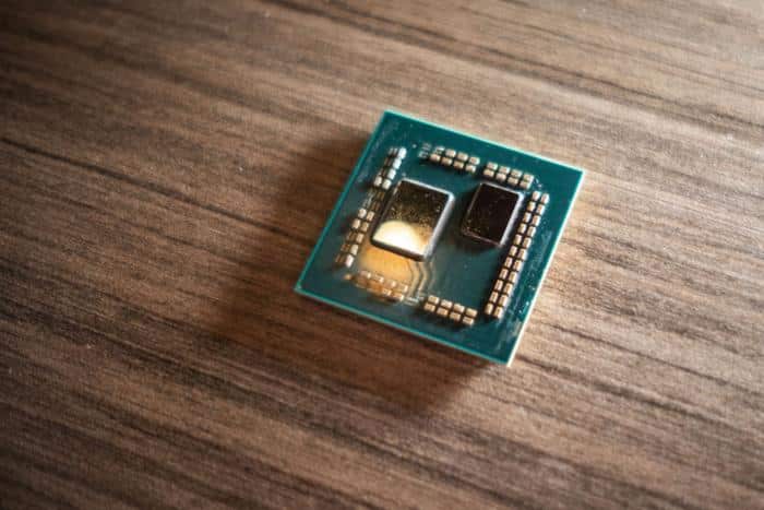 AMD tetap lebih murah dari Intel. Mengapa 1