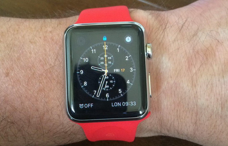 Kommer det att finnas en röd PRODUKT-rem för Apple Watch? 3