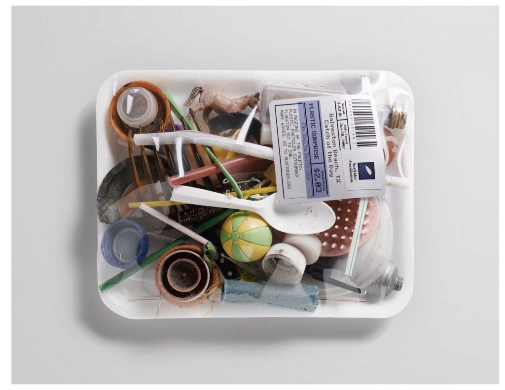 Konsep Zero Waste didasarkan pada pemikiran ulang, penggunaan kembali, pengurangan, dan daur ulang