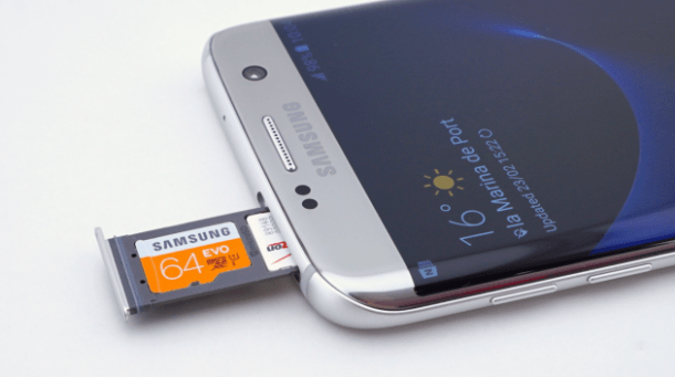 Di mana kartu SD ditempatkan di Samsung Galaxy s6? 2