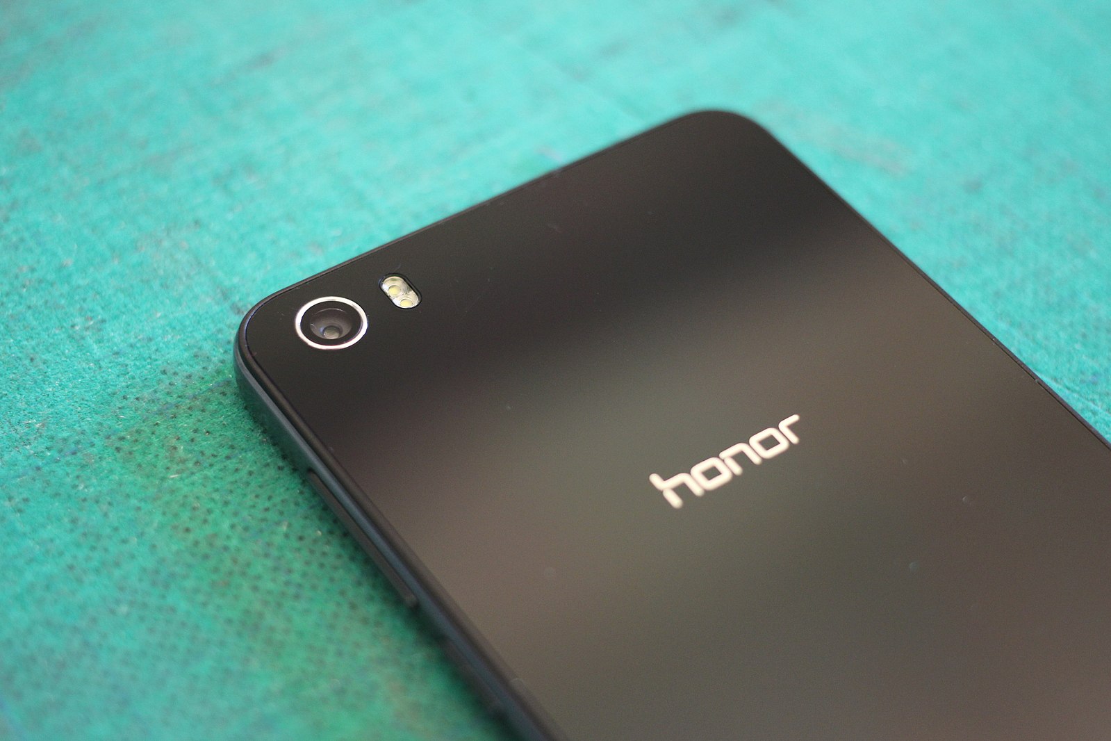 Honor akan meluncurkan ponsel 5G pertamanya di paruh kedua tahun ini
