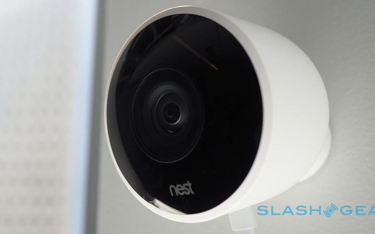 Lampu status kamera Nest akan selalu menyala saat digunakan