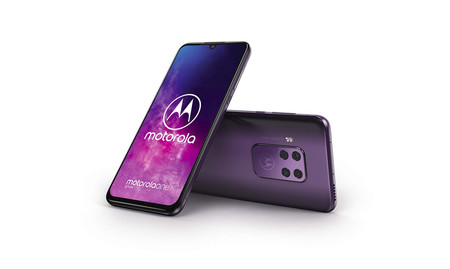 Motorola One Zoom design