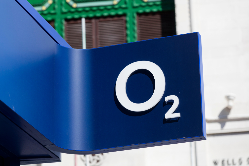 O2 menyatakan 'operator yang paling dapat diandalkan' di Inggris meskipun pemadaman jaringan baru-baru ini