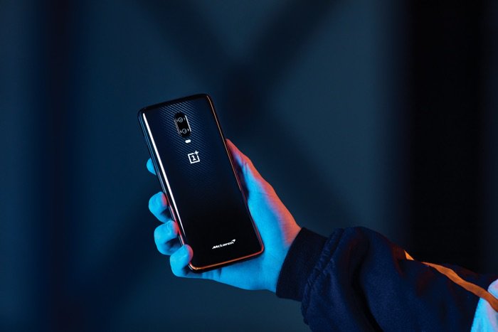 OnePlus 5G smartphone