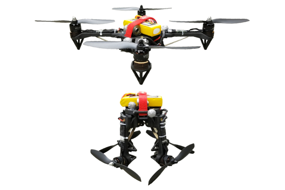 Peneliti membuat drone mampu menyusut selama penerbangan