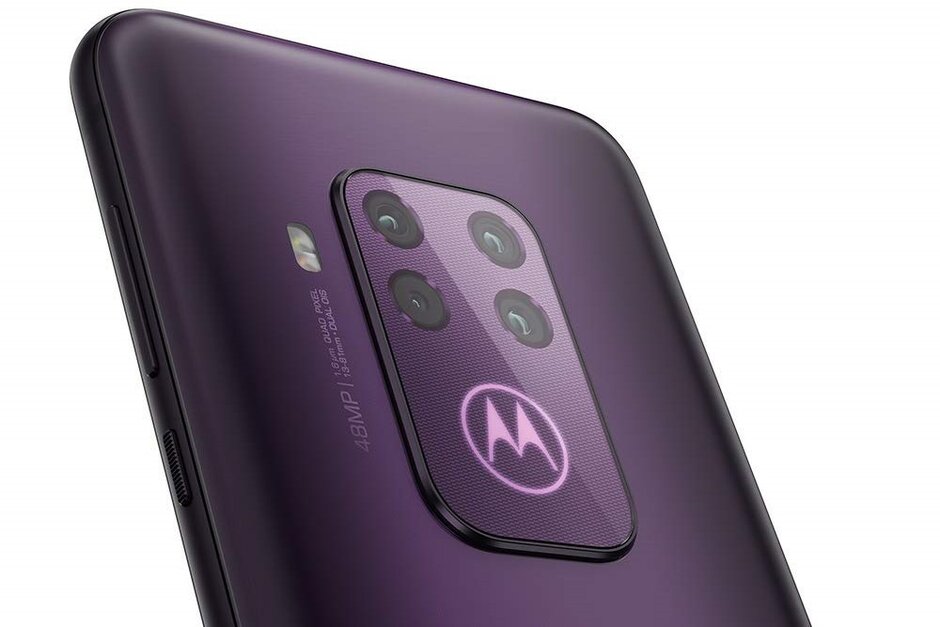 Latest Motorola One Zoom renders reveal unique light-up rear logo