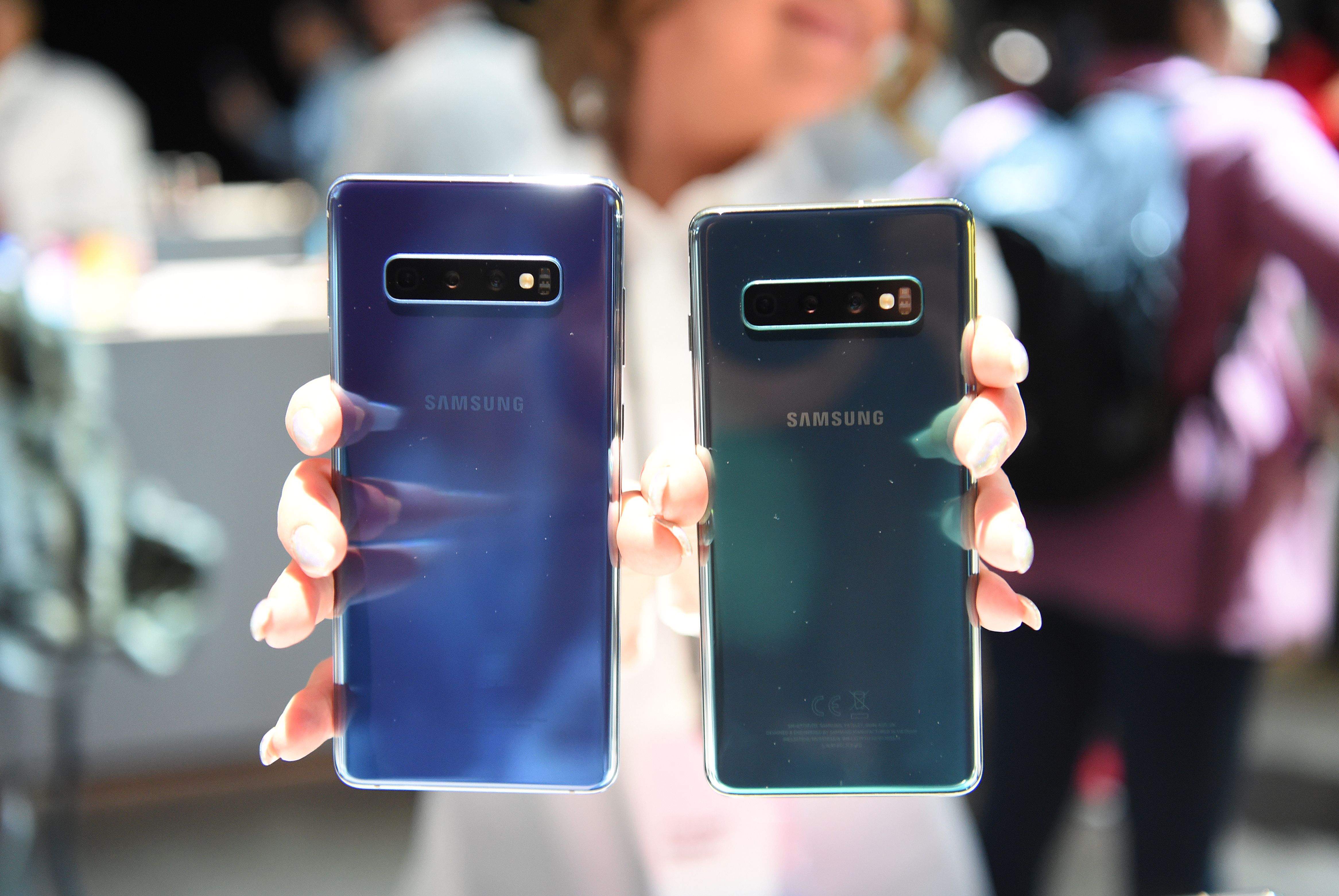 Samsung Galaxy S10 vs S10 Plus vs S10e vs S10 5G: apa bedanya?