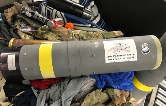 Seseorang Mencoba Menyelundupkan Peluncur Rudal Melewati TSA