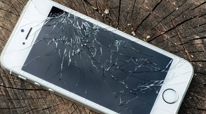 Layar iPhone 6 rusak