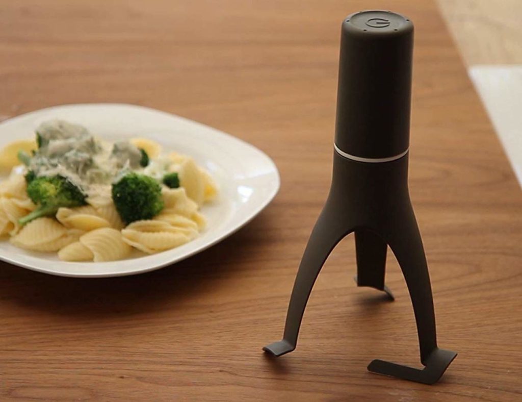 11 gadget dapur pintar yang akan membantu Anda memasak lebih cepat - Uutensil Stirr 01