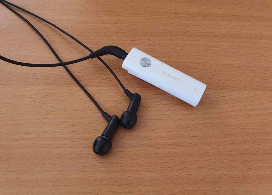 Tinjau penerima Bluetooth Ugreen baru untuk headphone berkabel dengan jack 3,5 mm 1
