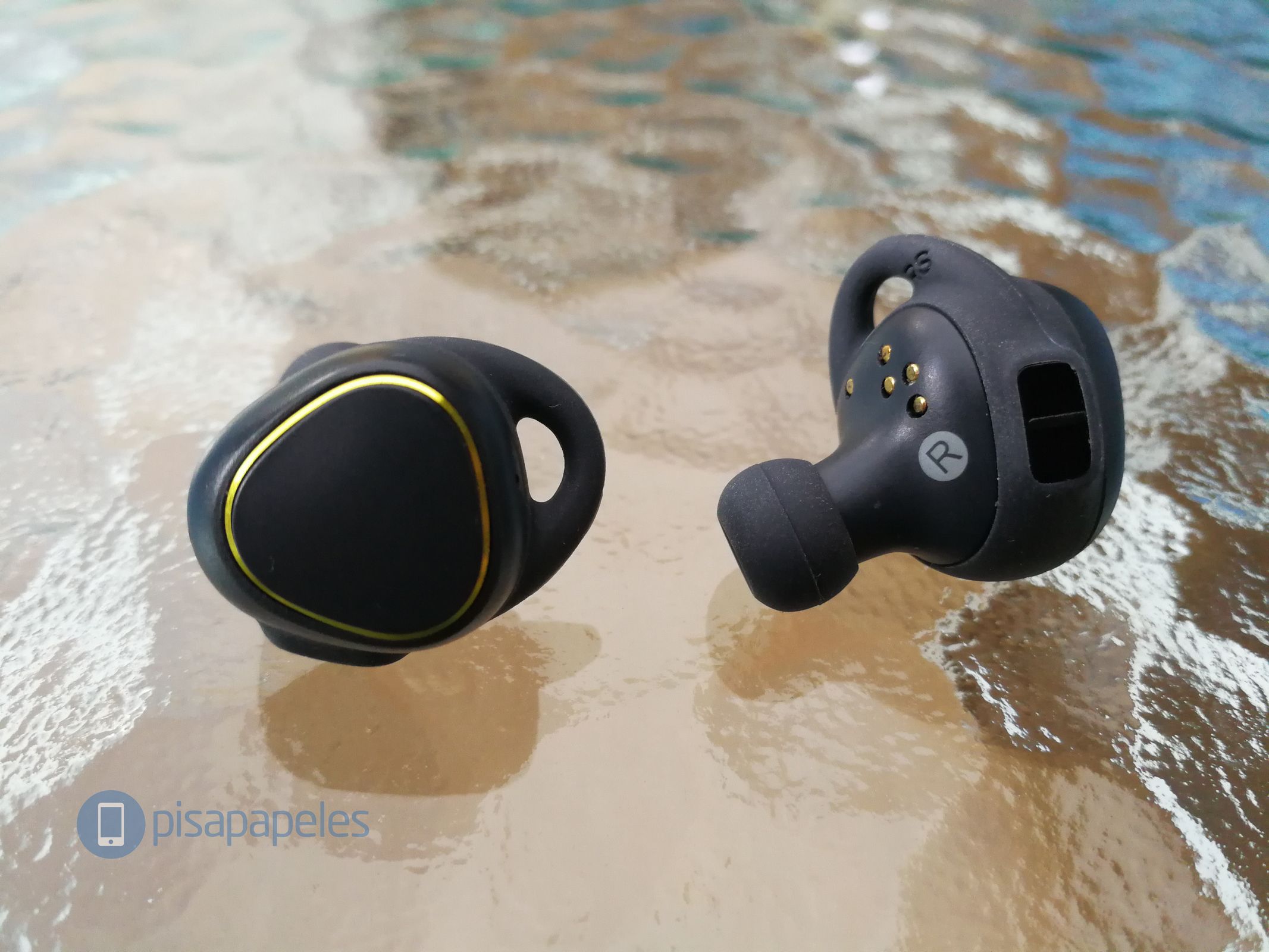 Samsung Gear IconX Review 5 