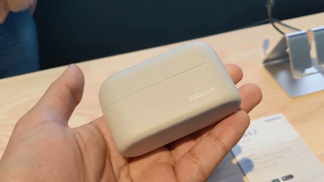 Nokia Power Earbuds Reviews först och jämförelse med Redmi AirDots 