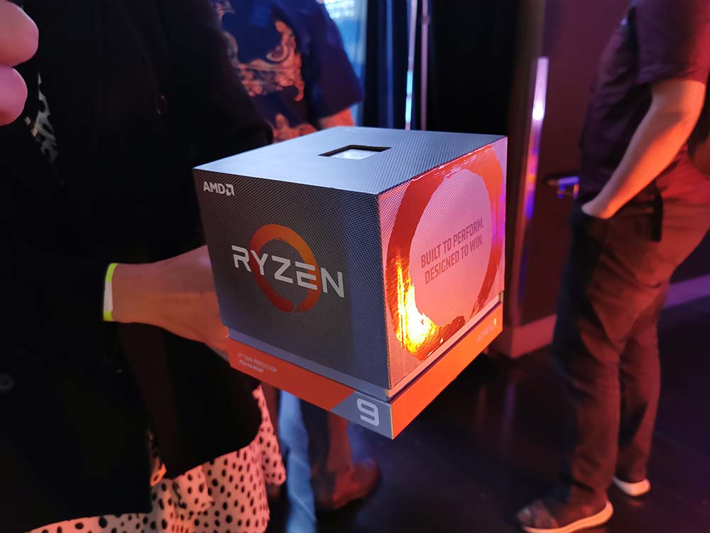 AMD försenade Ryzen 9 3950X fram till november 